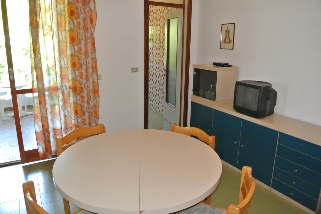 Residence Gardenia Линяно Сабиадоро Екстериор снимка