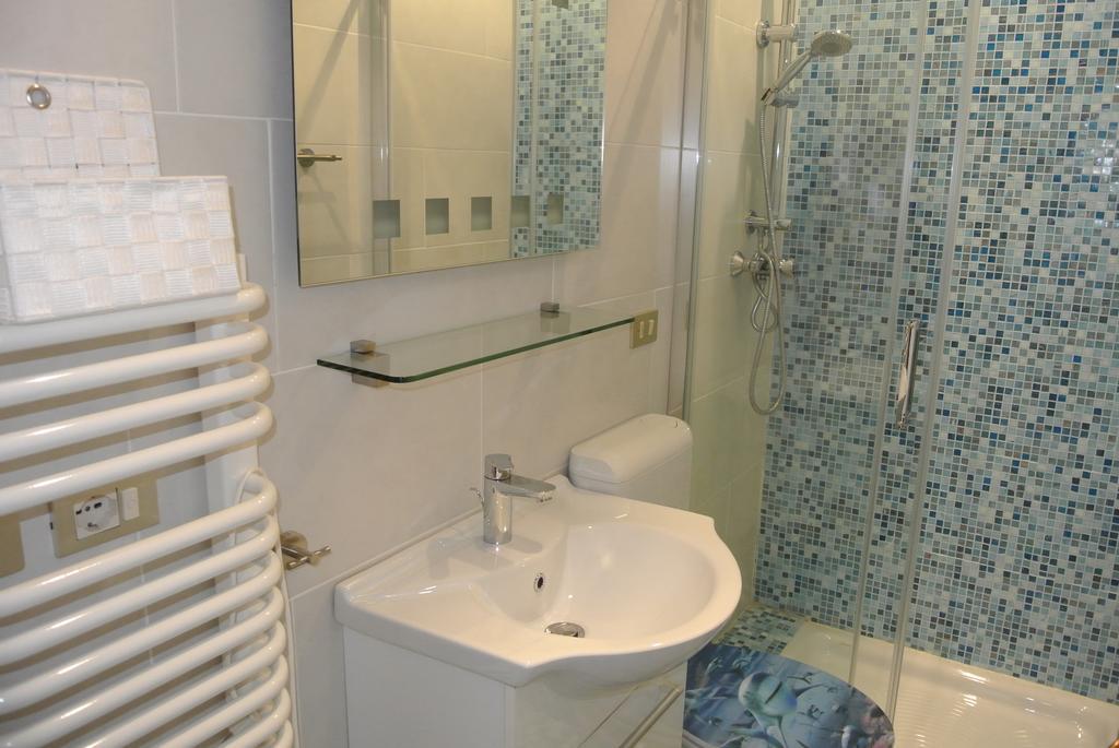 Residence Gardenia Линяно Сабиадоро Екстериор снимка